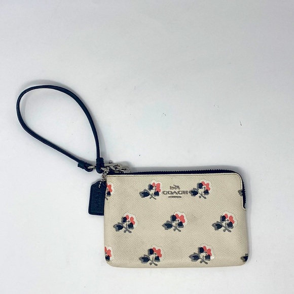 Crossgrain Bramble‎ Rose - Off White/Floral Leather Wristlet - Picture 1 of 10